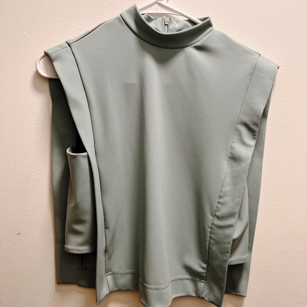 Fashion top petite size light blue color